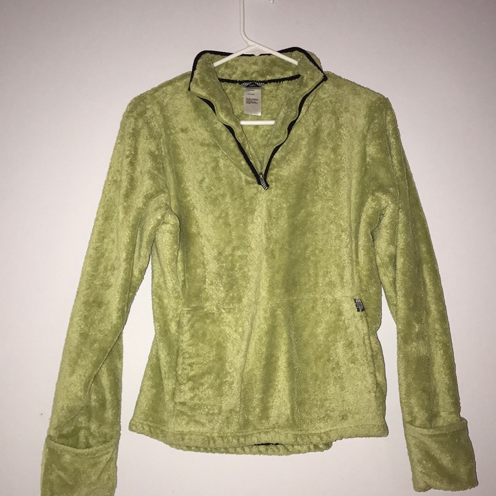 green north face pullover!!